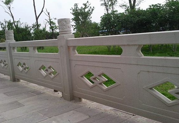 石欄桿的質量要如何做比較？